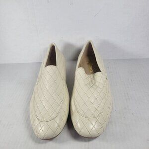 Onyx Women Professional Quilted Cream Loafers Slip-On Shoes Size 39 US 8/8.5